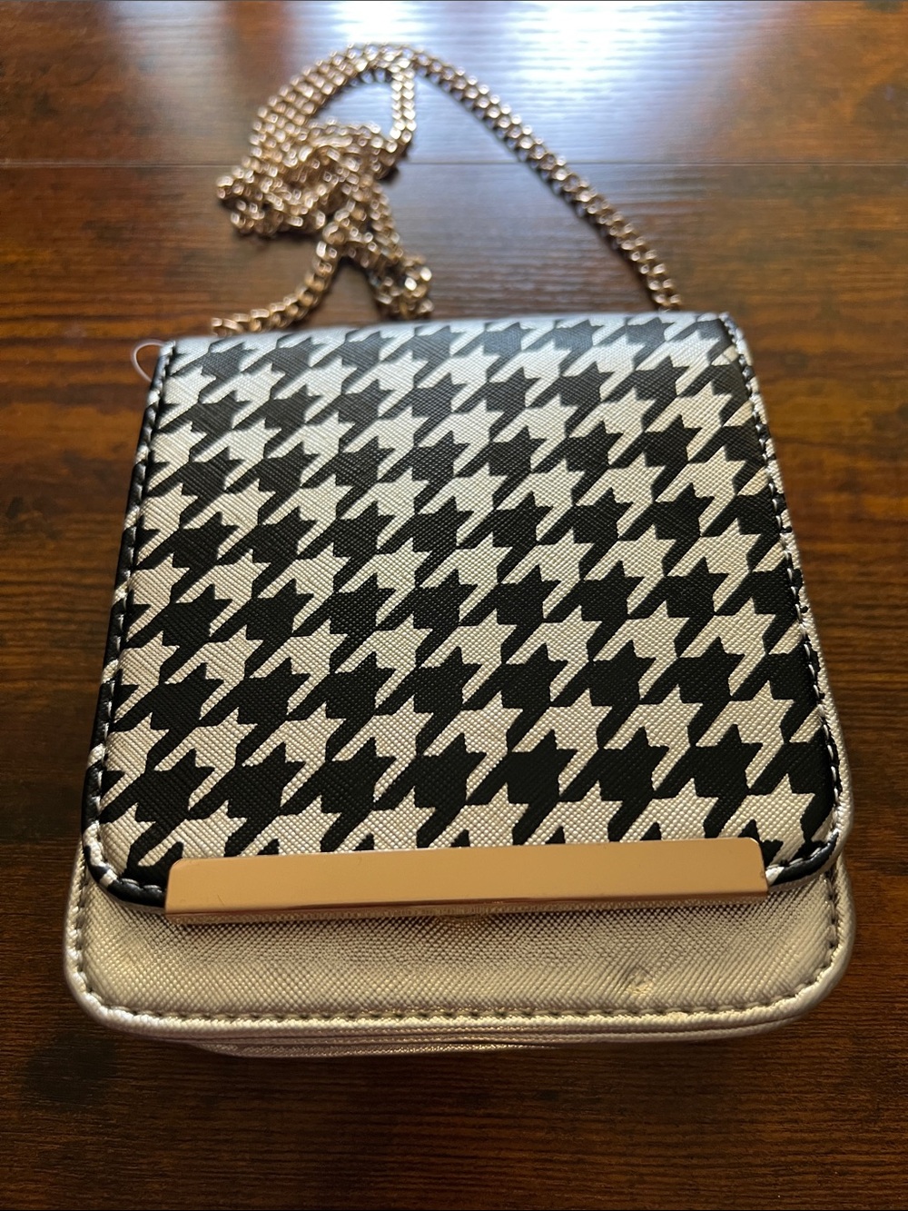Houndstooth Crossbody  Bag with Gold Chain